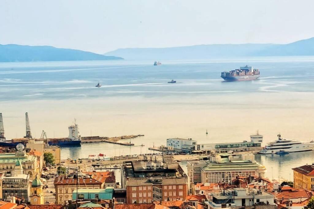 Apartment Lori - Beautiful View Rijeka Eksteriør bilde